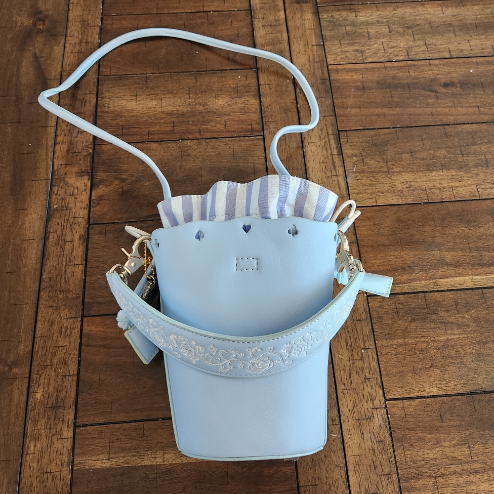 Elegant Blue Bucket Bag